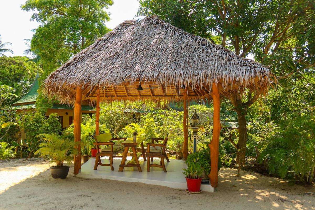 Seaflower Bungalows Srithanu Exterior photo